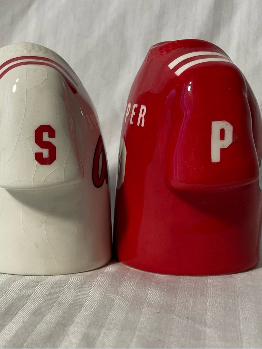 Salt and Pepper Shakers, Short Sleeve Tees - Red and White - Picture 4 of 9